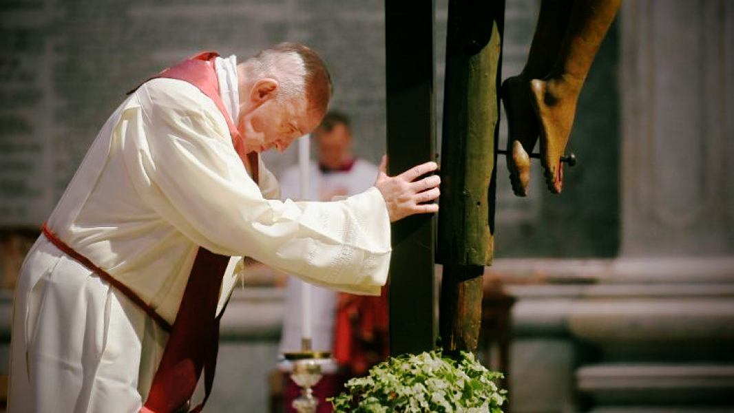 Krzyż - znakiem nadziei, która nie zawodzi Krzyż - znakiem nadziei, która nie zawodzi